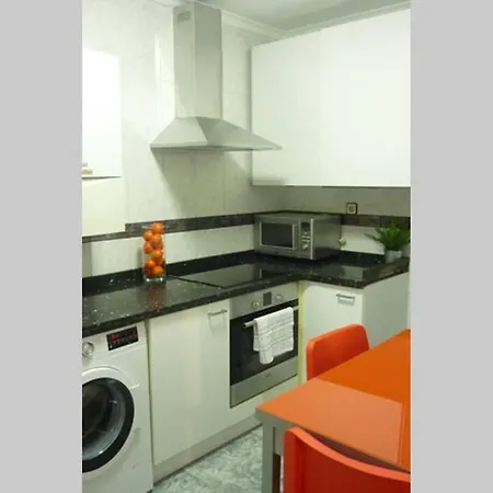 Atico Auditorio Disfrute Sus 40 Metros De Terraza Orientada Al Sur Oviédo