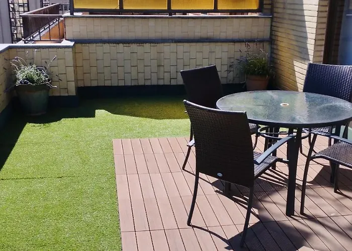 Atico Auditorio Disfrute Sus 40 Metros De Terraza Orientada Al Sur オビエド